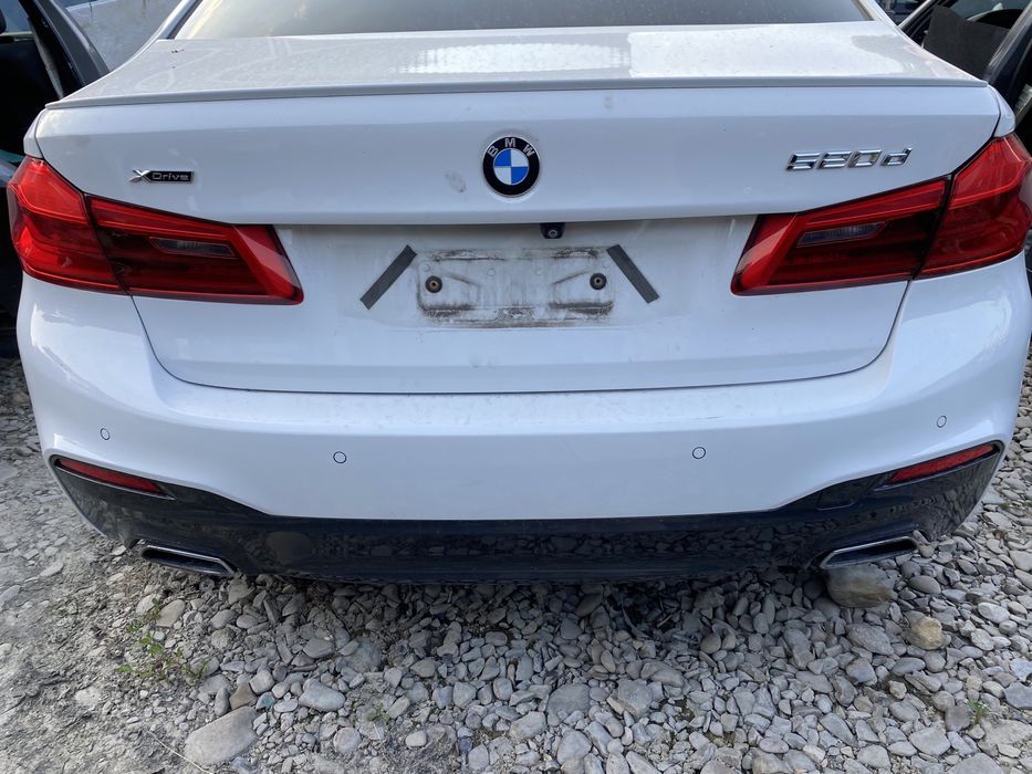Fuzetă dreapta spate G30 2.0 D XDrive