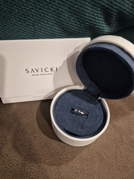 Пръстен от бяло злато с диамант Savicki