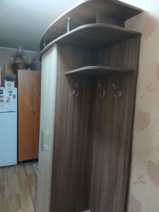 Продам прихожую