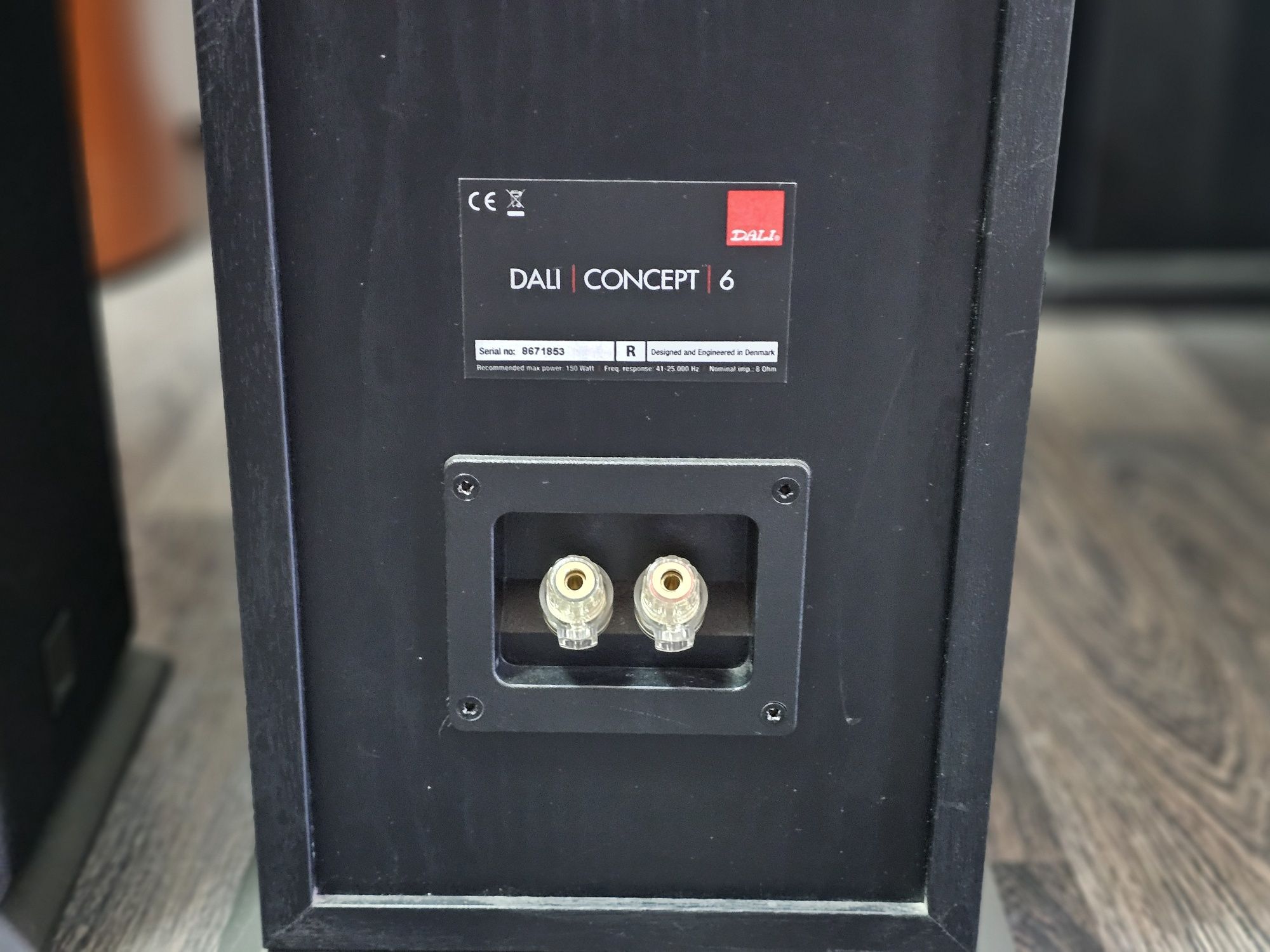 Boxe de podea Dali Concept 6