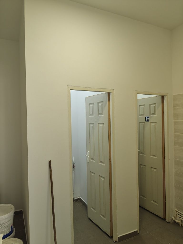 Inchiriez spatiu comercial 155 mp Milcov nr 55
