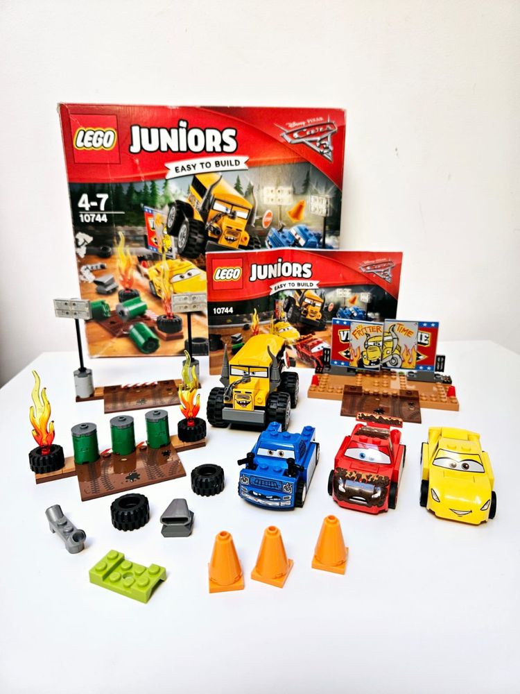 Lego Juniors Cars 3 10744 - Thunder Hollow Crazy 8 Race (2017)