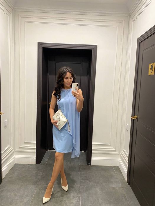 Продам новое женское платье