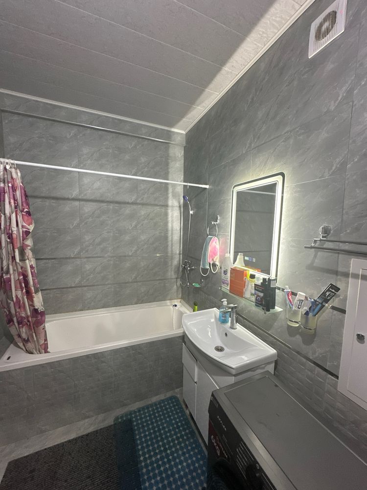 Dustlik metro 3x xonali 75000$srochna pul zaril, ipatekagayam boladi