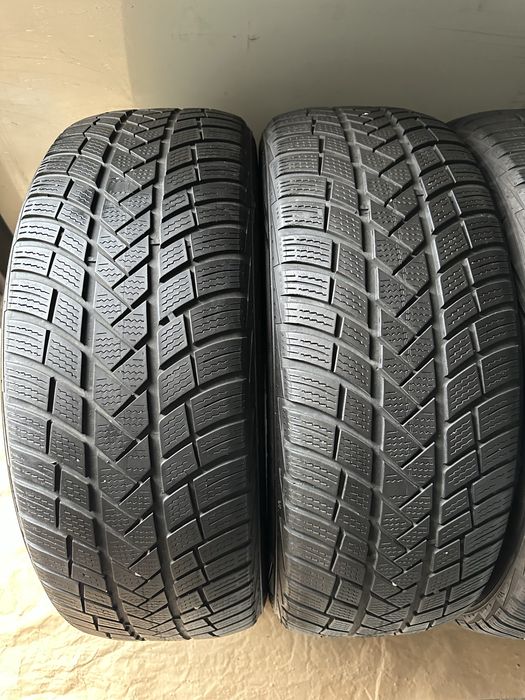 215/60R17 Vredestein Wintrac Pro