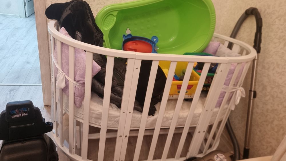 Срочно продам манеж