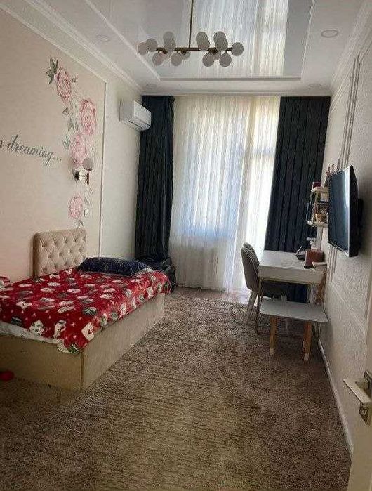 Продаётся 3-комнатная квартира в Сергели-8 с ремонтом Афганский дом