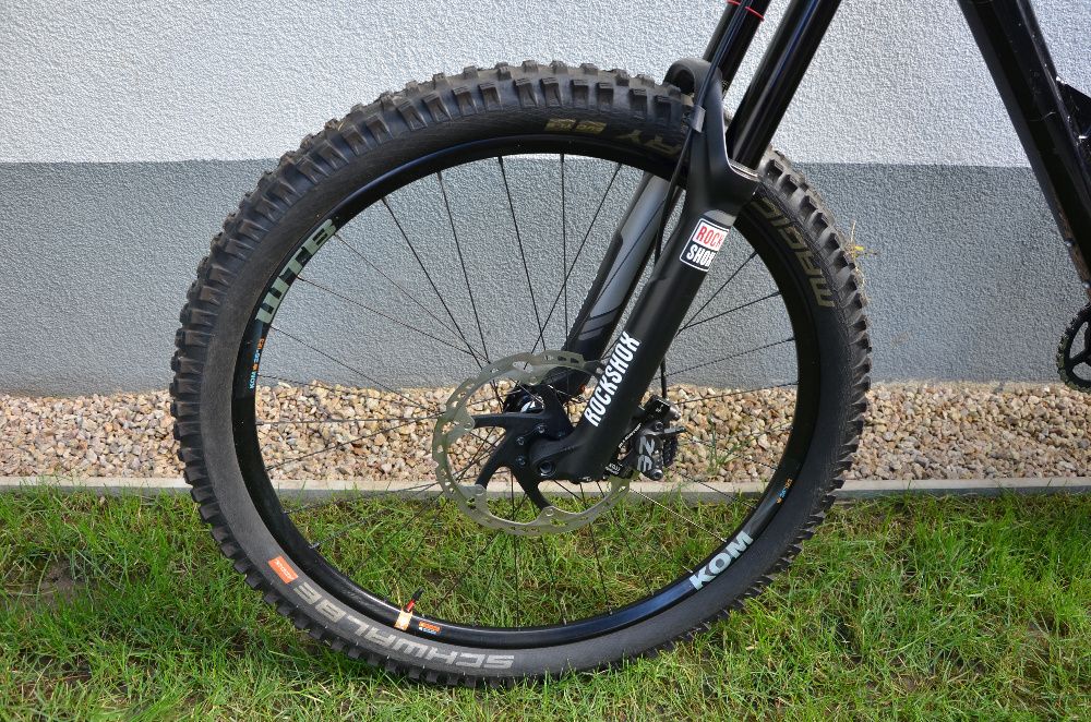 Bicicleta MTB enduro trail YETI SB66