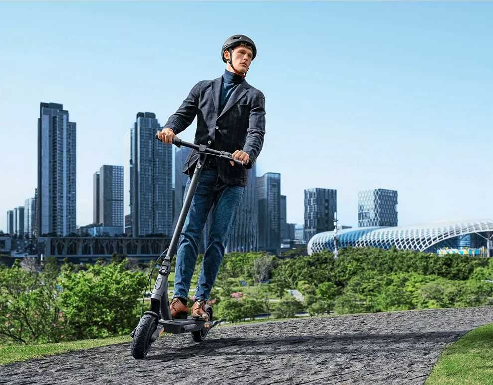 Электросамокат Xiaomi Mi Electric Scooter 4 Ultra (25/70/120, черный)
