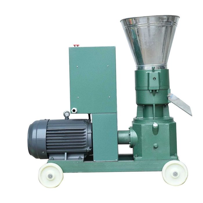 Granulator furaje KL-200 PROFI cu 3 matrite, motor inclus NOU