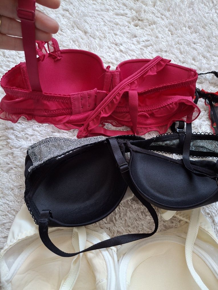Lot xs-s cupa B set lenjerie