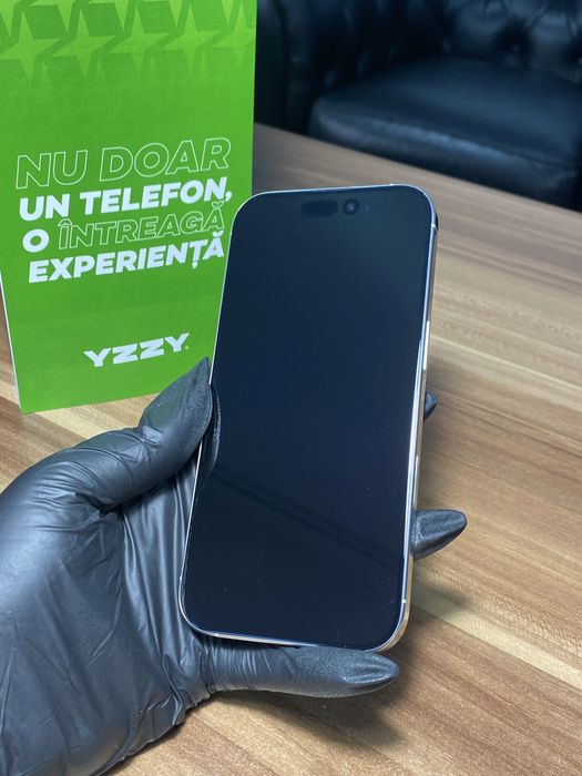 iPhone 16 Pro / 128 GB / Sănătate baterie 96% / Foarte bun