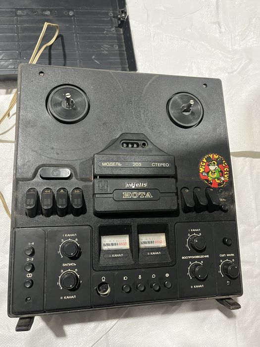 Продам магнитофон нота СССР