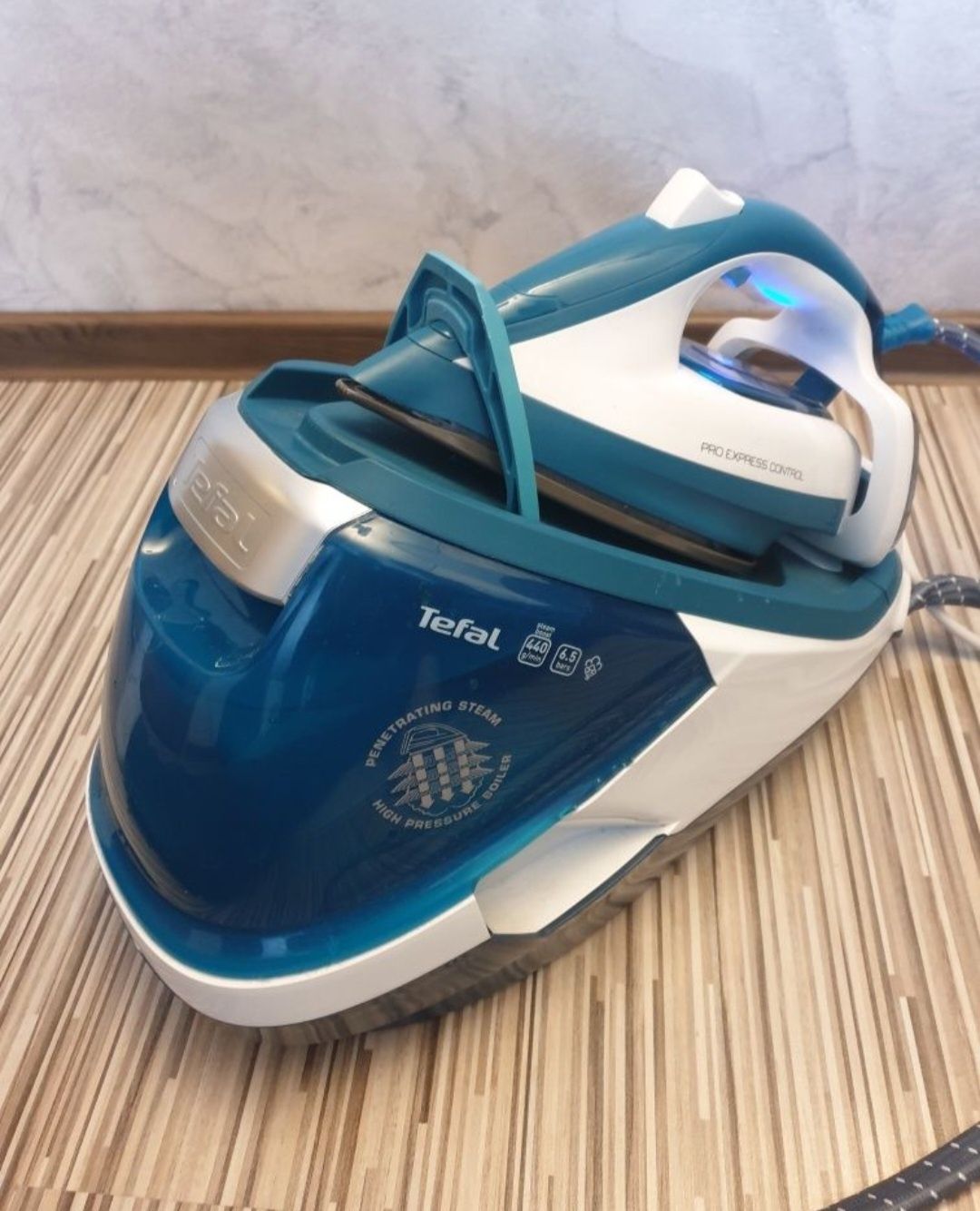 Stație călcat Tefal Pro Express Control.