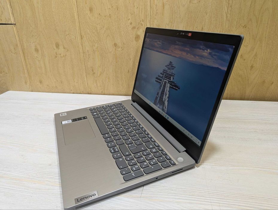 Продается ноутбук lenovo ideaPad 3