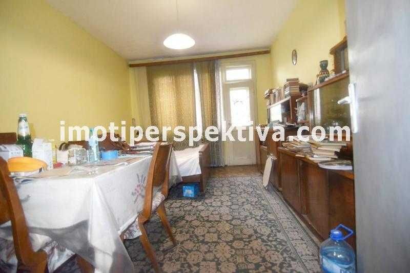 реф.13671 Голям имот в Мараша + 2 тавански стаи с опция усвояване