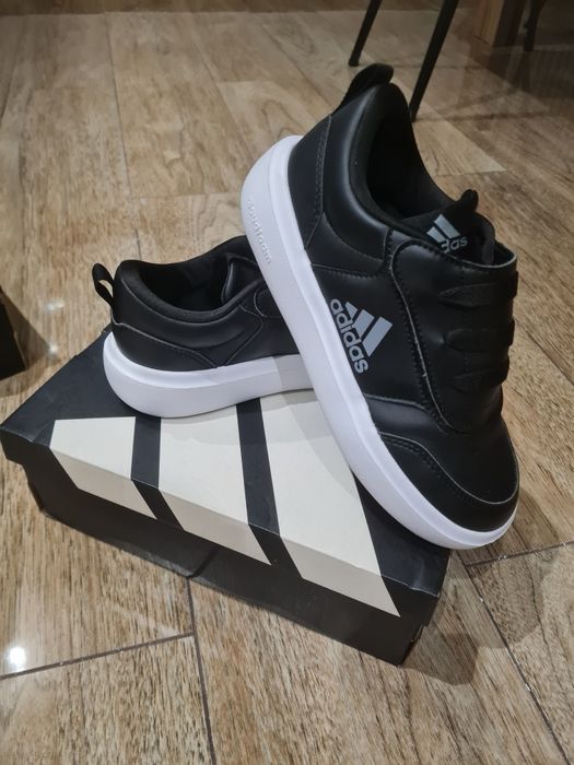 Ghete/Sneakersi Adidas baieti  35