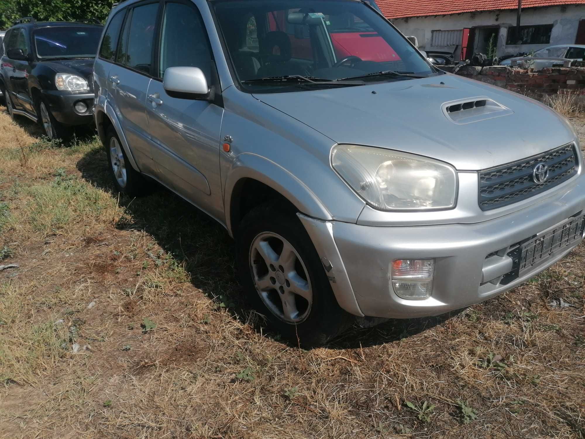 Toyota Rav4 D-4D на части