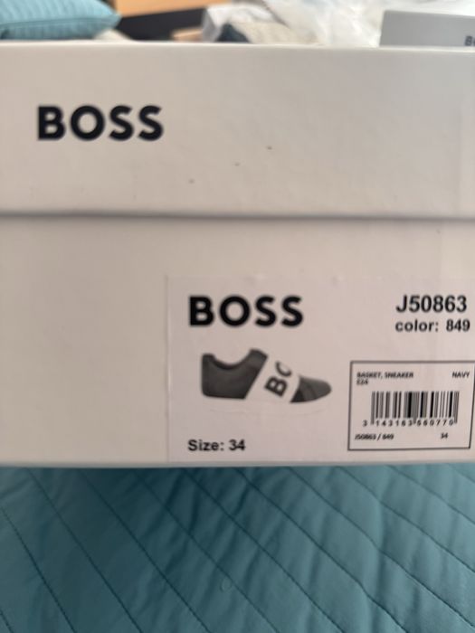 Чисто нови детски обувки Hugo boss, 34 размер