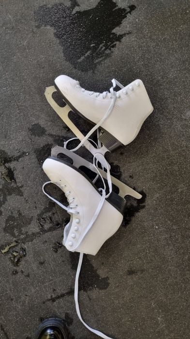 Коньки 39 размер