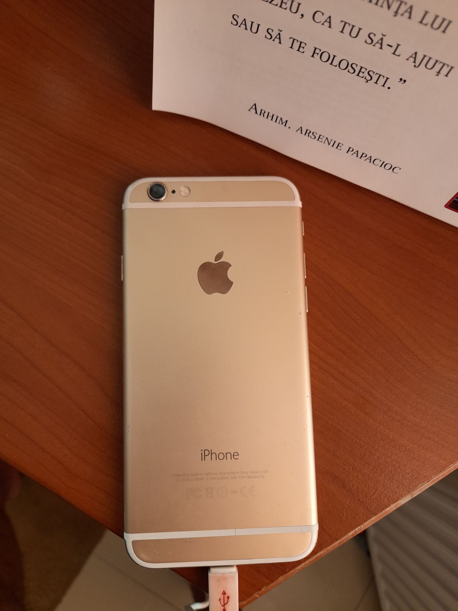 Vand baterie noua  iphone 6 pentru piese 100 lei9 si a7