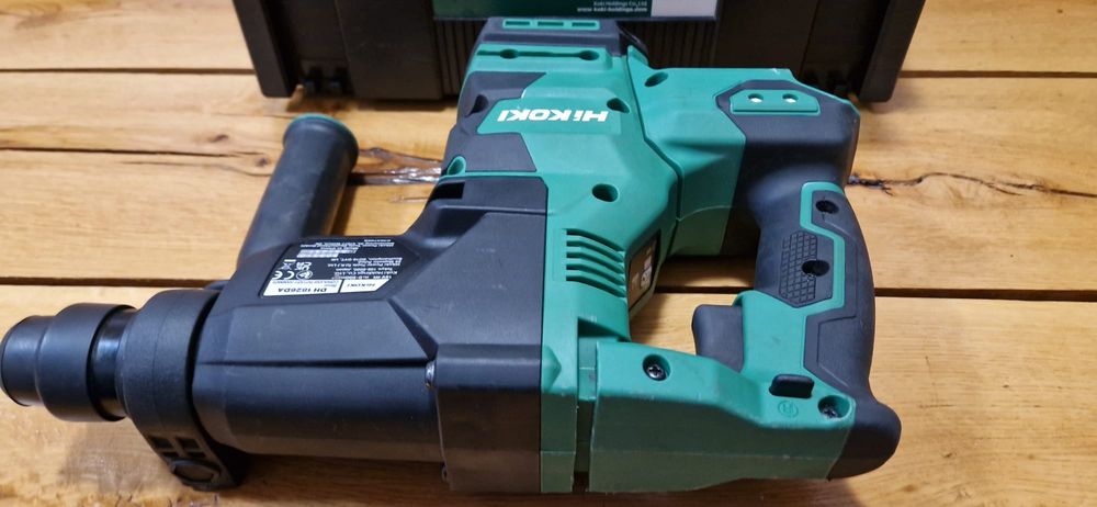 Hikoki rotopercutor pe acumulator