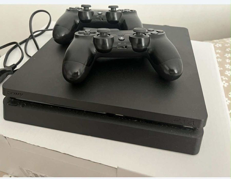 Ps4 slim + волан trustmaster t150