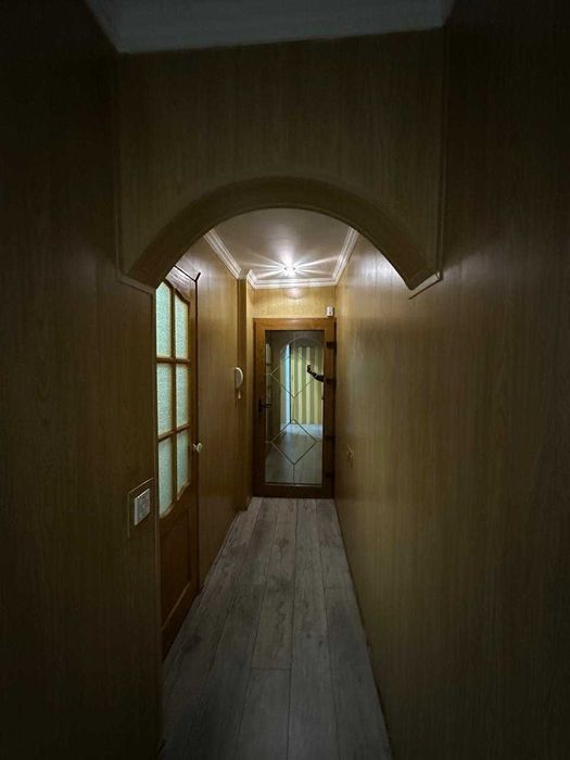 Продаю 2-комнатную-студию в 23 микрорайоне!