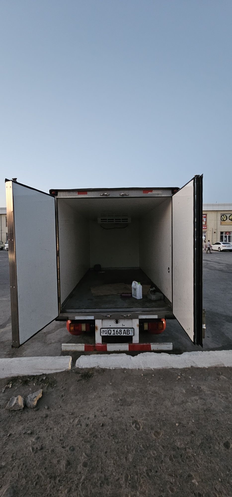 Isuzu 2.5tonnali