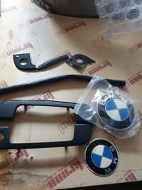 Емблеми и аксесоари за BMW 318i