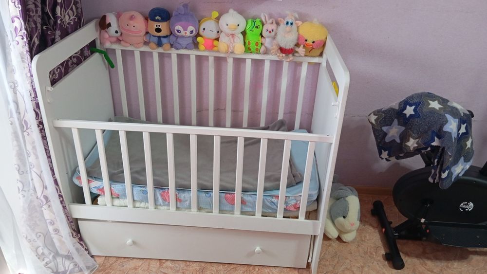 Продам детскую кроватку