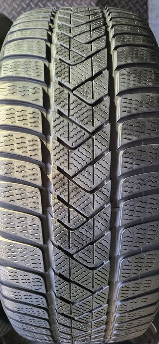 4 anvelope 225 45 18 pirelli runflat iarna bmw 2022