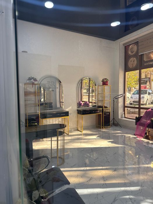 Mebel salon donaga ham sotiladi