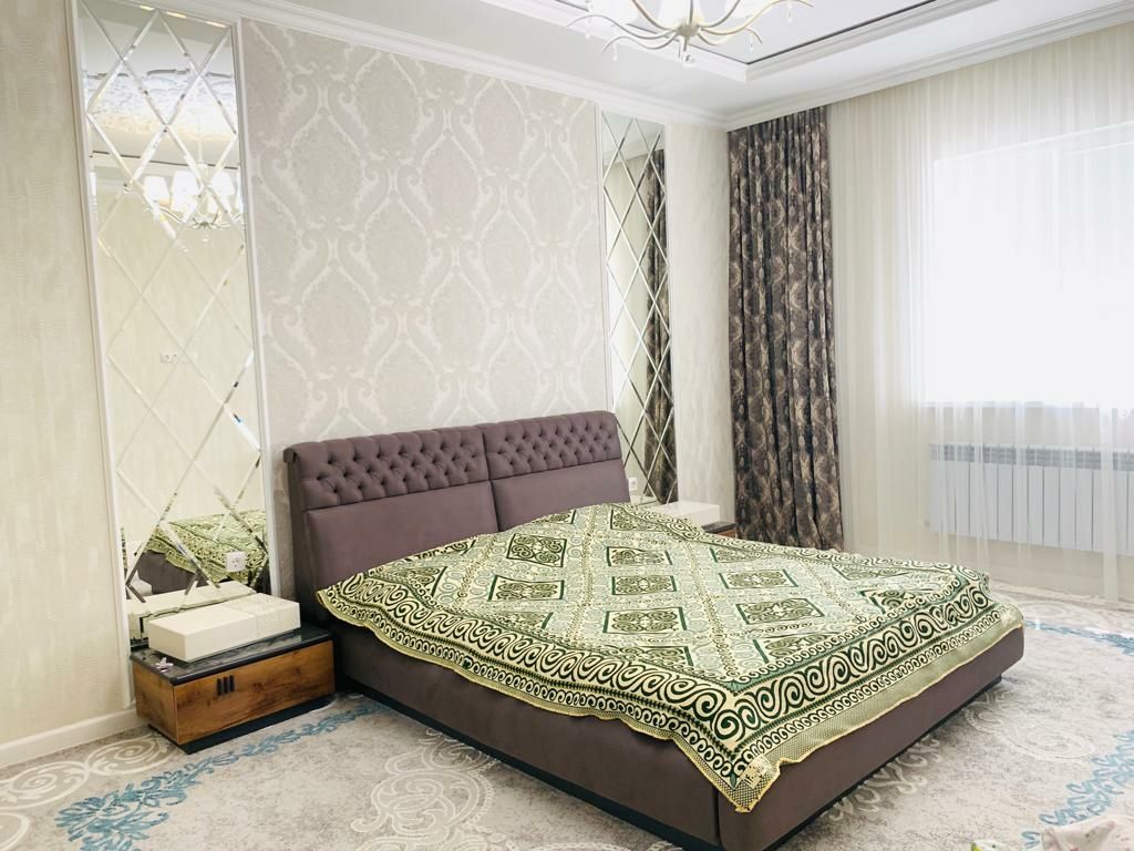 Кровать двуспальная