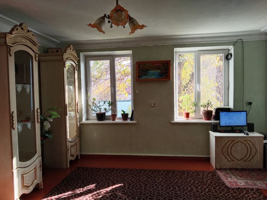 Продается квартира рисовый базар, бакалея