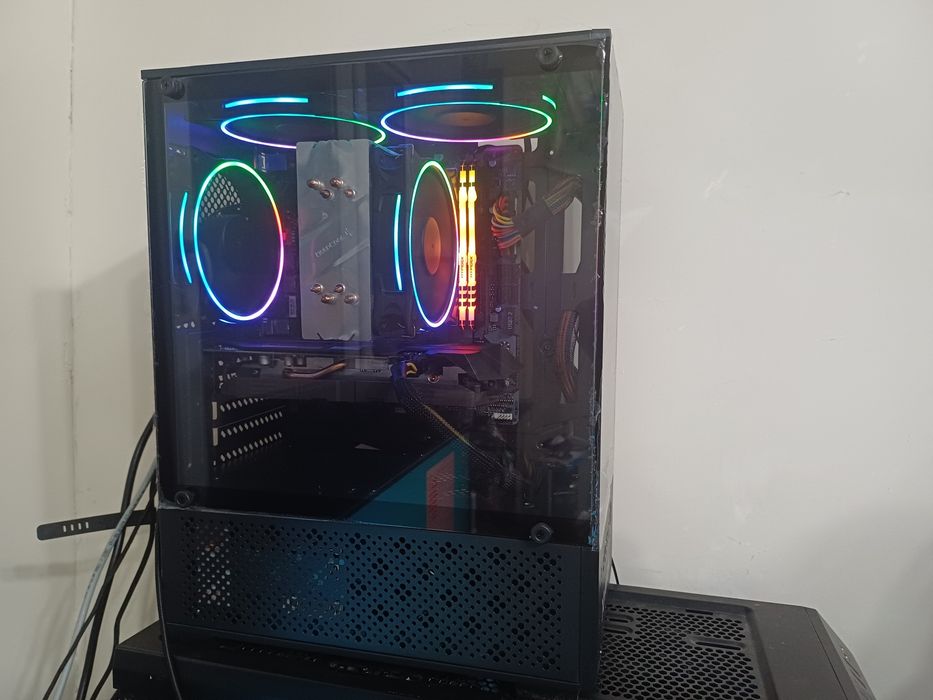 Игровой системник ай3 12100, gtx 1660super, монитор27"  180герц