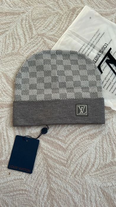 Louis Vuitton зимна шапка (beanie)
