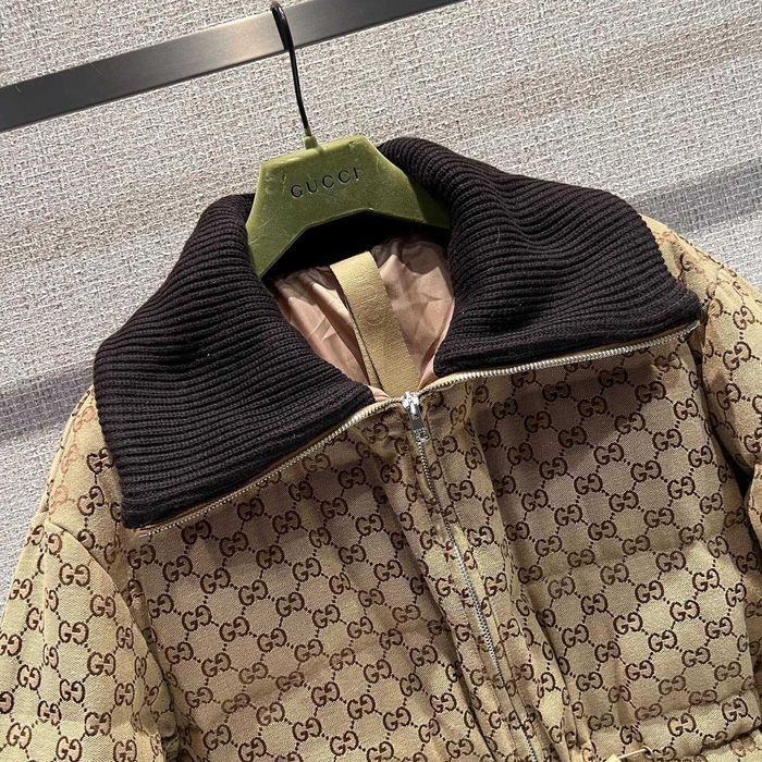 Geaca Gucci - calitate premium prezentare completa