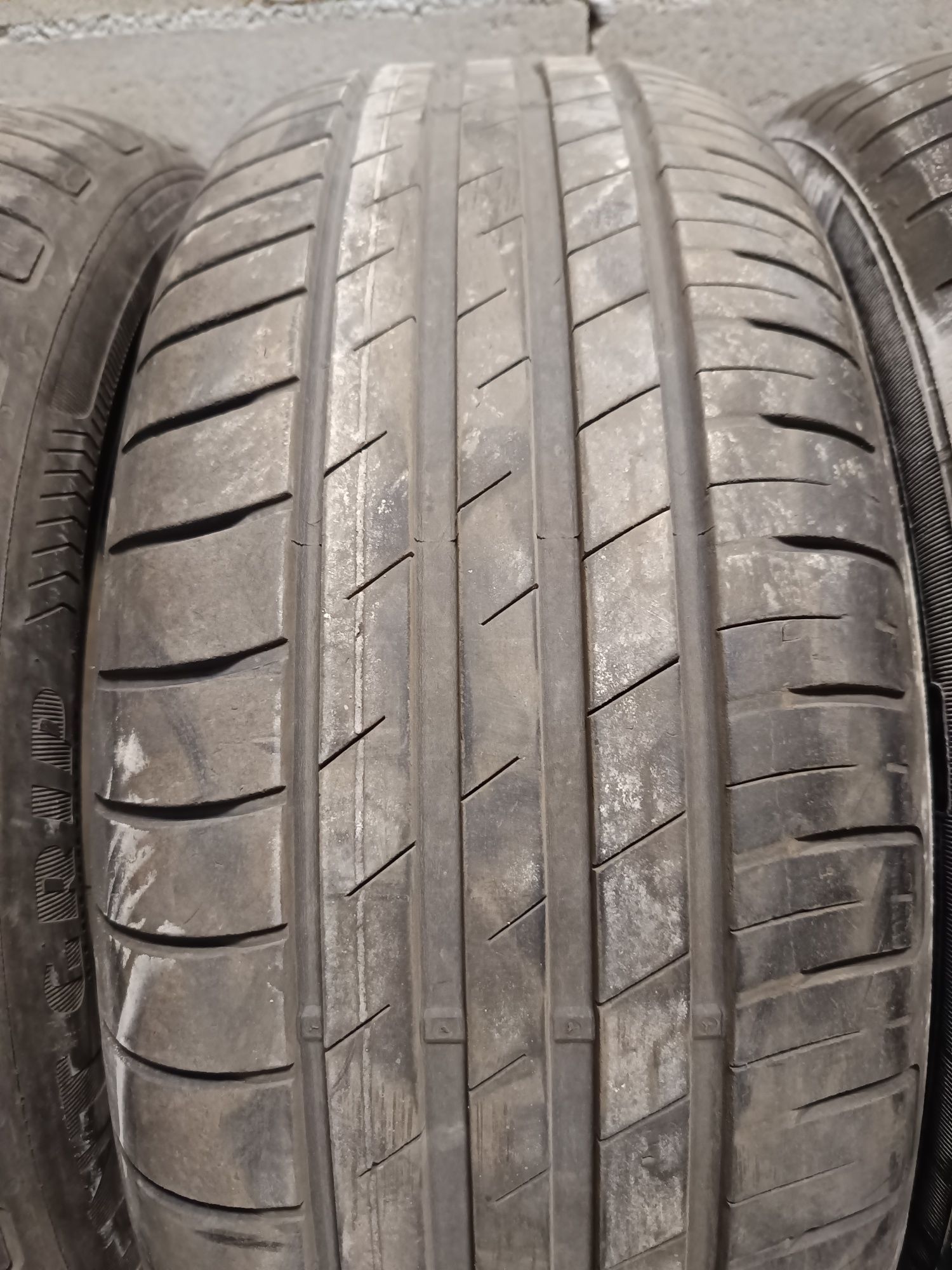 Летни гуми Goodyear- 205/60/16 ; 175/65/14-UNIROYAL