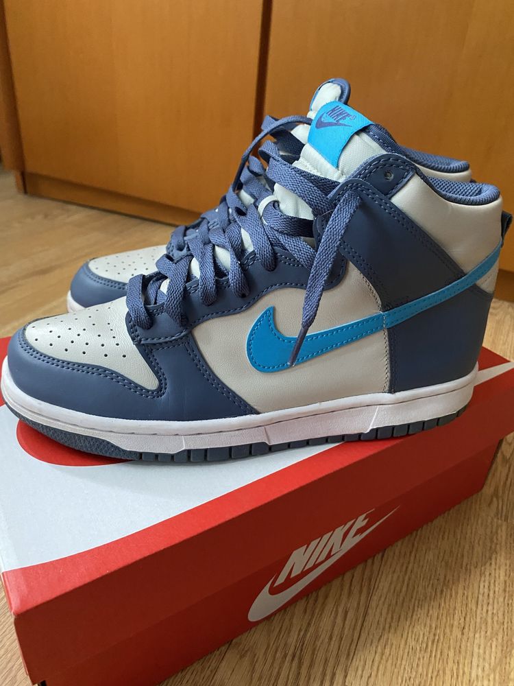 Nike dunk high blue lightning