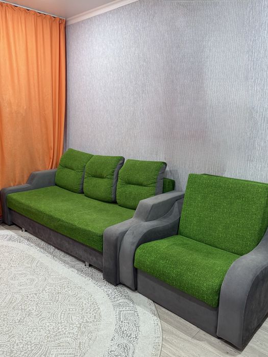 Диван и два кресла, все раскладывается