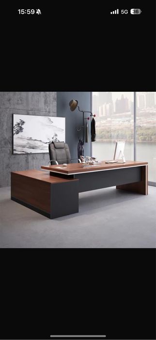 Шкаф и стол руководителя