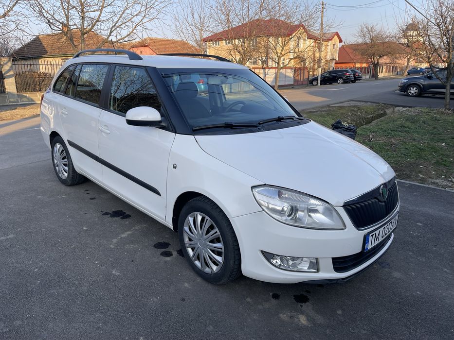 Inchiriez Skoda fabia pentru Bolt - Uber