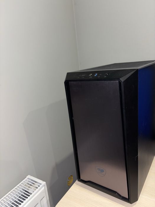 Custom компютър