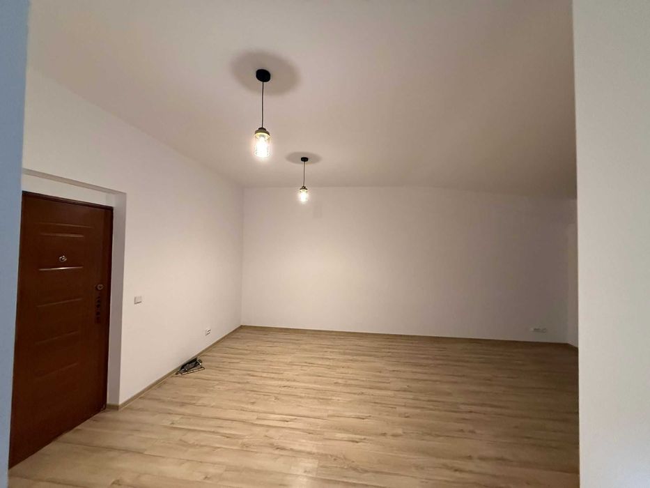 Apartament cu 3 camere de inchiriat in zona Centrala a Voluntariului