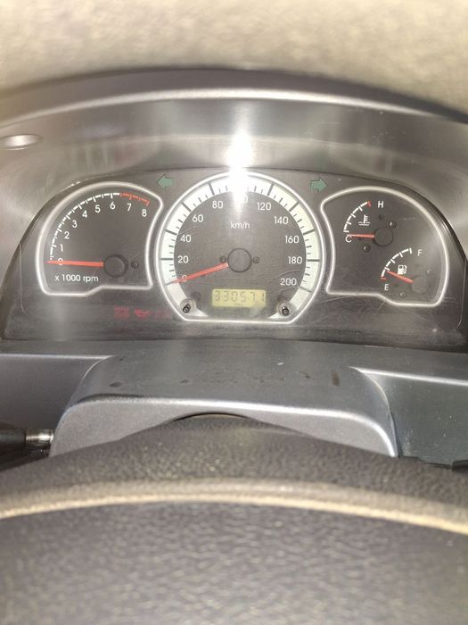 Срочно нехиа 2  1.6l, ок сотилади. Холати яхши.