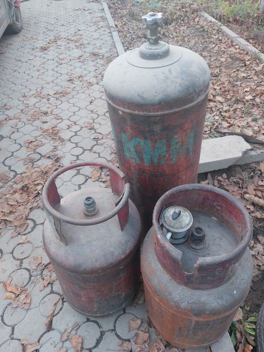 баллоны большой и маленькие