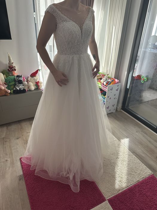 Rochie mireasa si vual NOI , nepurtate