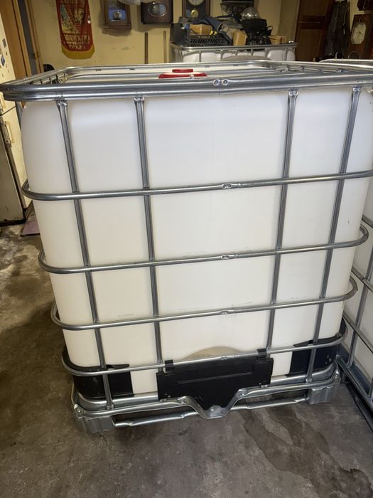 Еврокубы в наличии чистые краны переходники