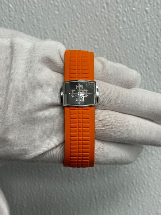 PATEK Philippe Aquanaut 42 mm